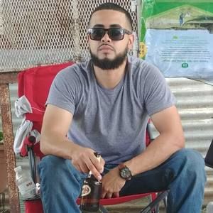 Meet your Posher, Eliseo